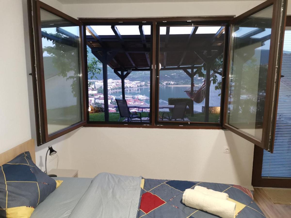 Snegar Apartments โอครีด ภายนอก รูปภาพ