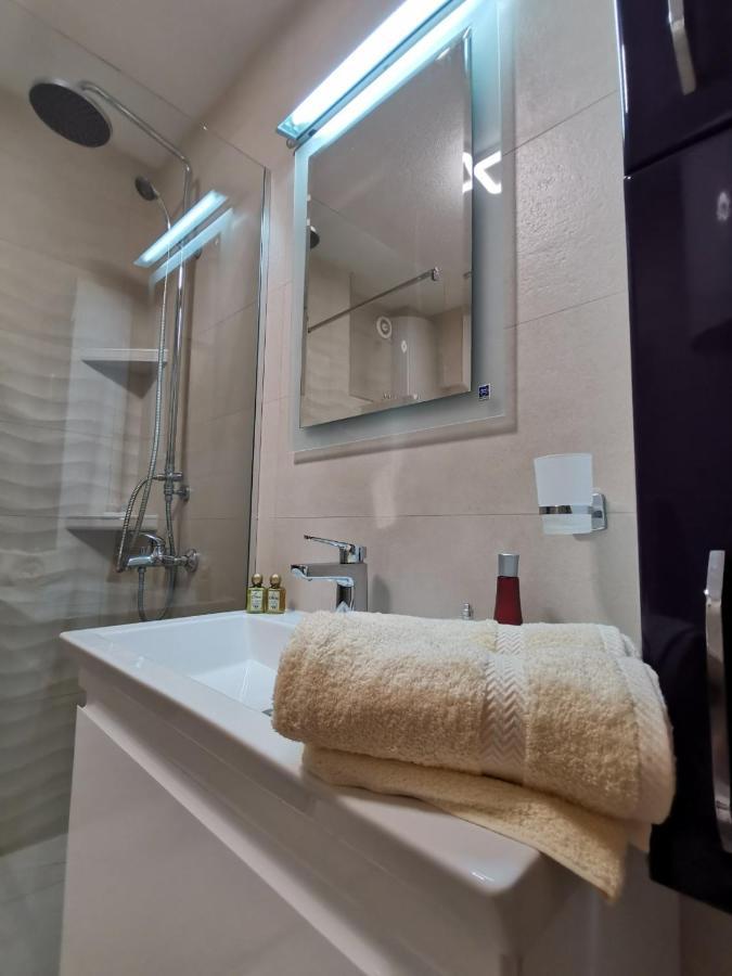 Snegar Apartments โอครีด ภายนอก รูปภาพ