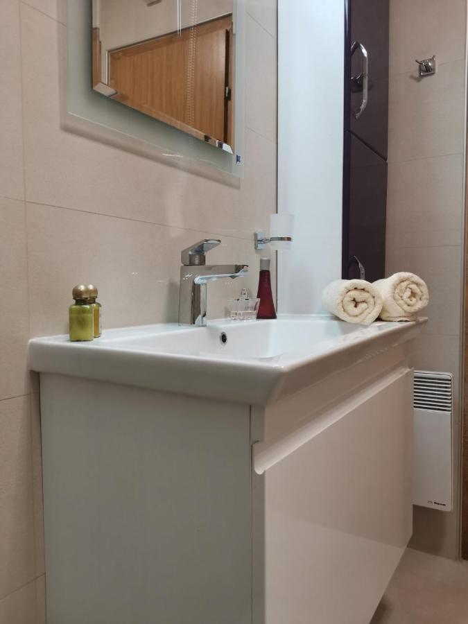 Snegar Apartments โอครีด ภายนอก รูปภาพ